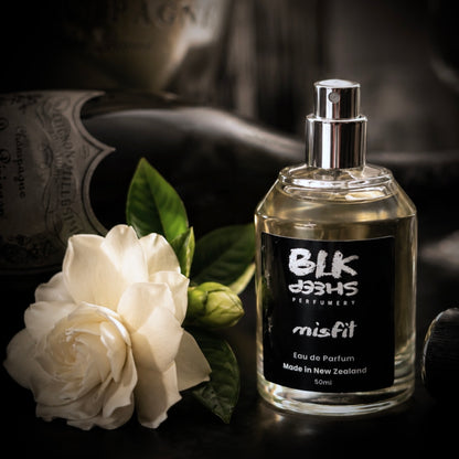 Misfit 50 ml floral niche perfume NZ made with sustainable ingredients. Long lasting gardenia perfume by BLK Sheep Perfumery.