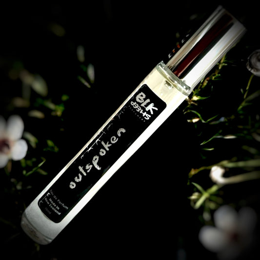 Outspoken a spicy manuka, anise and black currant niche perfume. Long lasting fragrance in a 10 ml travel size atomiser. Made in New Zealand with natural and sustainable ingredients.