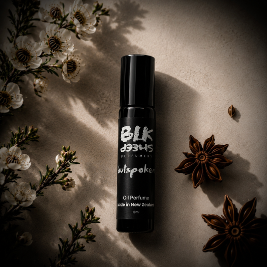 Organic niche fragrance oil. Manuka, Anise and Black Currant perfume oil NZ. By BLK Sheep Perfumery. 